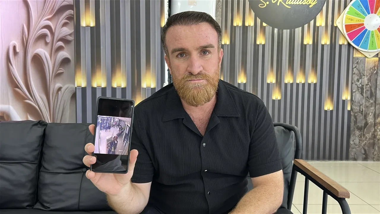 Kuaförde tepeden tırnağa yenilendi! 'Sigara içeceğim' deyip para ödemeden kaçtı