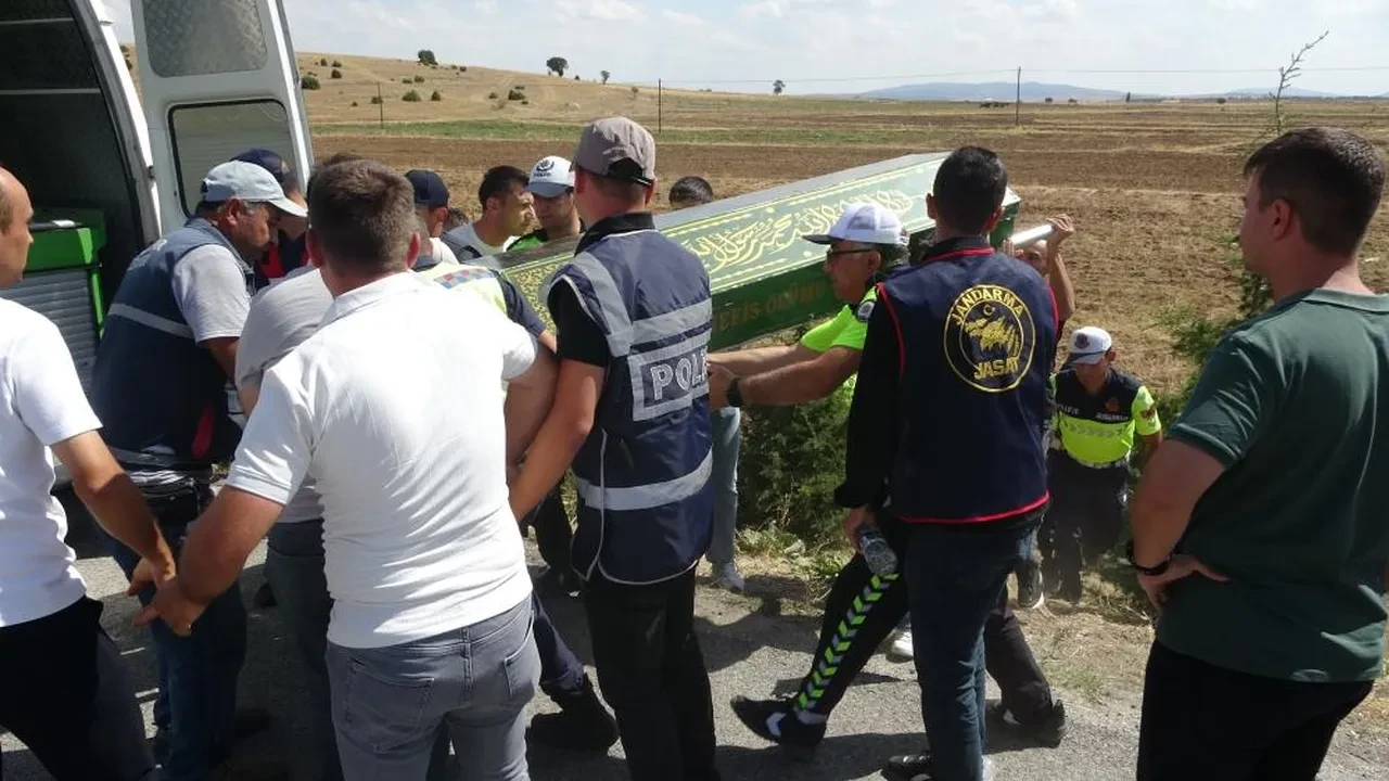 Kütahya'da yol kontrolünde J. Uzm. Çvş. Yücel Yeşil şehit oldu! Doğum için gün sayıyordu!
