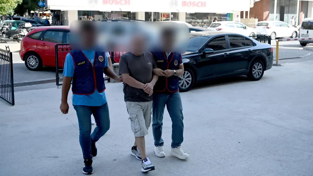 JASAT ekiplerinden başarılı operasyon! Uyuşturucu tüccarı kıskıvrak yakalandı