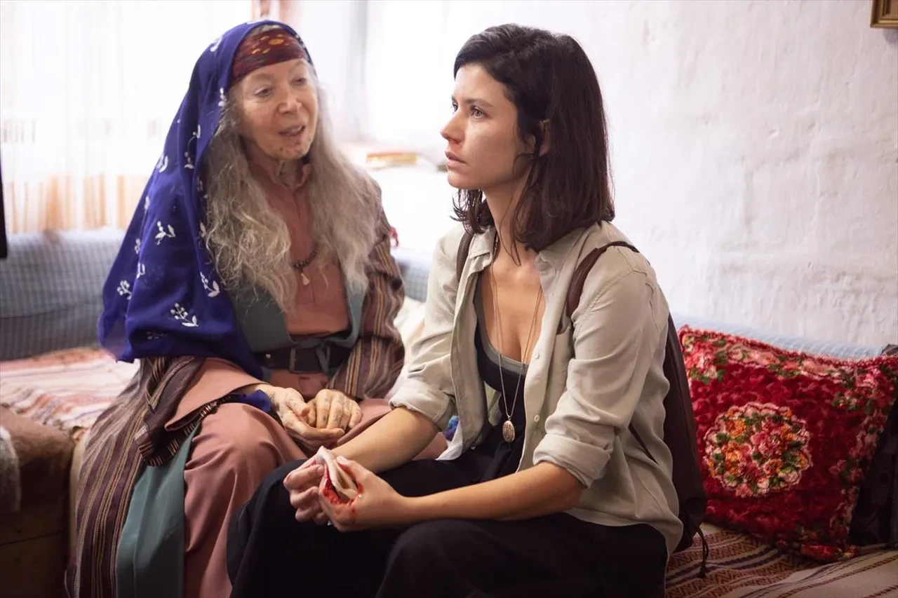 Atiye dizisi davasında ilginç iddia! Yazarlar geri adım atmıyor: 'İzlerken beynimden aşağı kaynar sular indi'