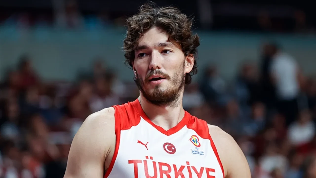 Cedi Osman'ın çocuğu var mı, evli mi? Milli basketbolcunun hayatı gündemde