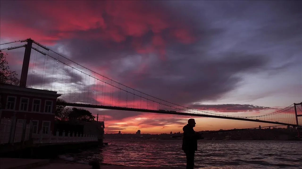 İstanbul hava kaçta kararıyor? 14-15 Eylül gün batımının saati