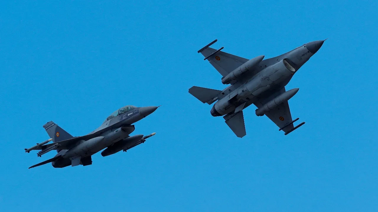 Önce Polonya sonra Romanya! Rus İHA'sına karşı F-16'lar havalandı