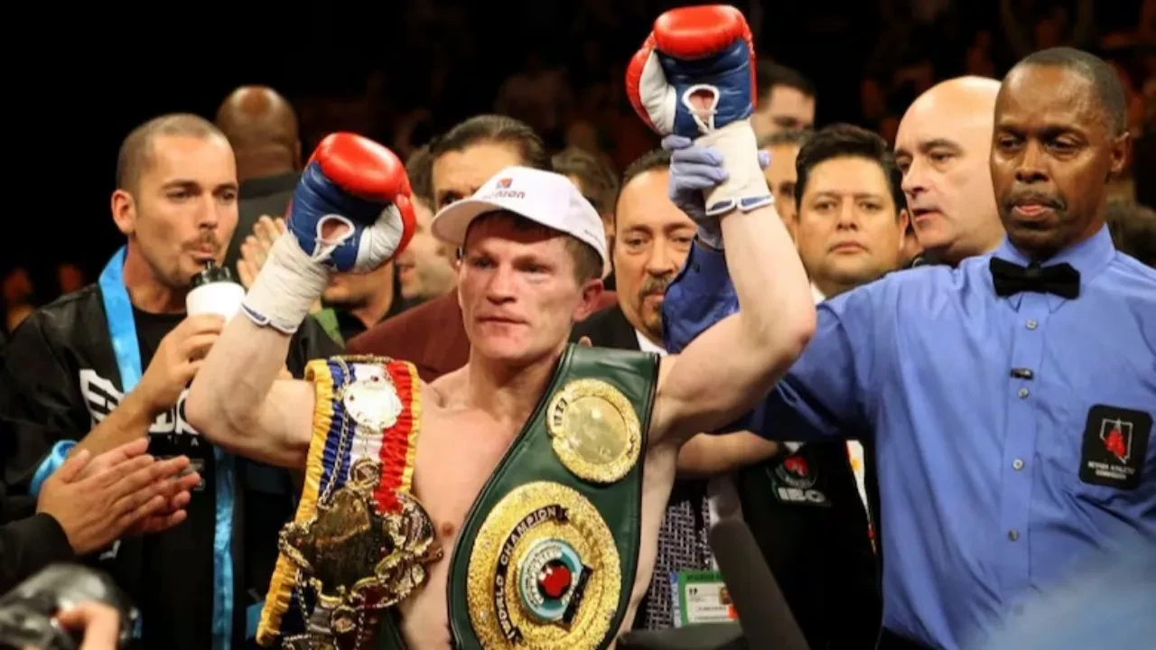 Ricky Hatton kimdir neden öldü? Dünya şampiyonu boksör ölü bulundu