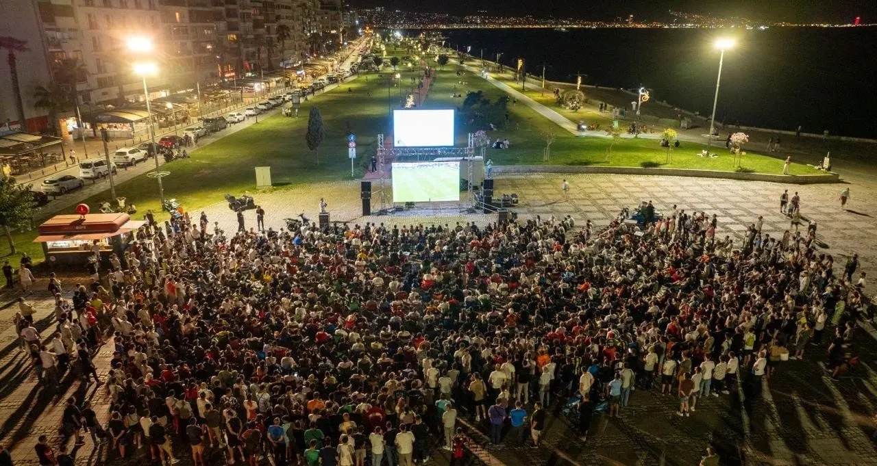 Türkiye Almanya basketbol maçı ücretsiz dev ekranda izlenecek yerler! İstanbul, Ankara, Antalya, İzmir, Bursa, Çanakkale, Konya, Adana'da dev ekran kurulacak