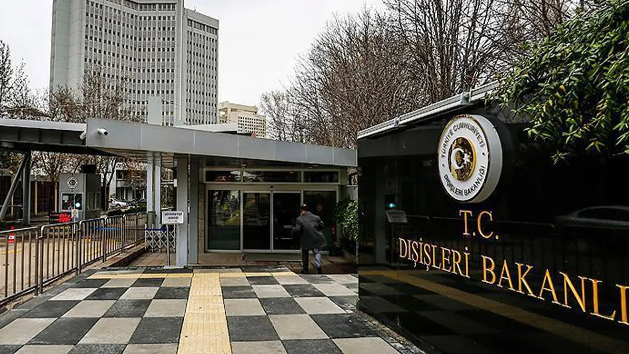 Türkiye'den Yunanistan'a sert tepki: Derhal vazgeçin!