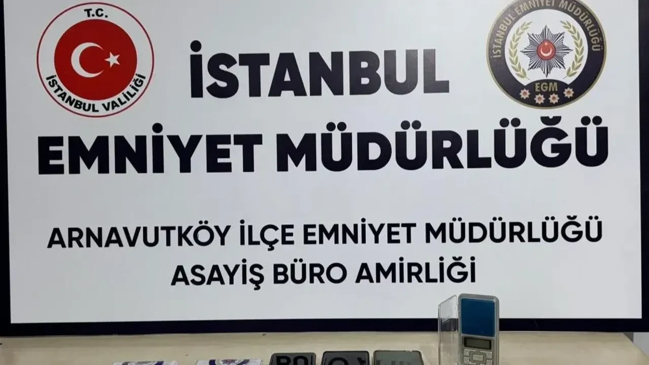 Arnavutköy’de uyuşturucu tacirlerine darbe: 4 kişi tutuklandı