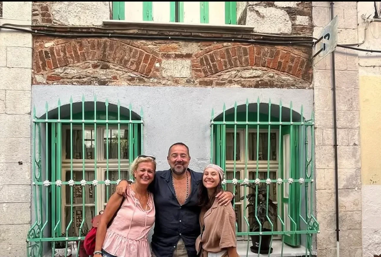 Ata Demirer evliliğe yeşil ışık yaktı! Aşk dolu paylaşımlara beğeni yağdı