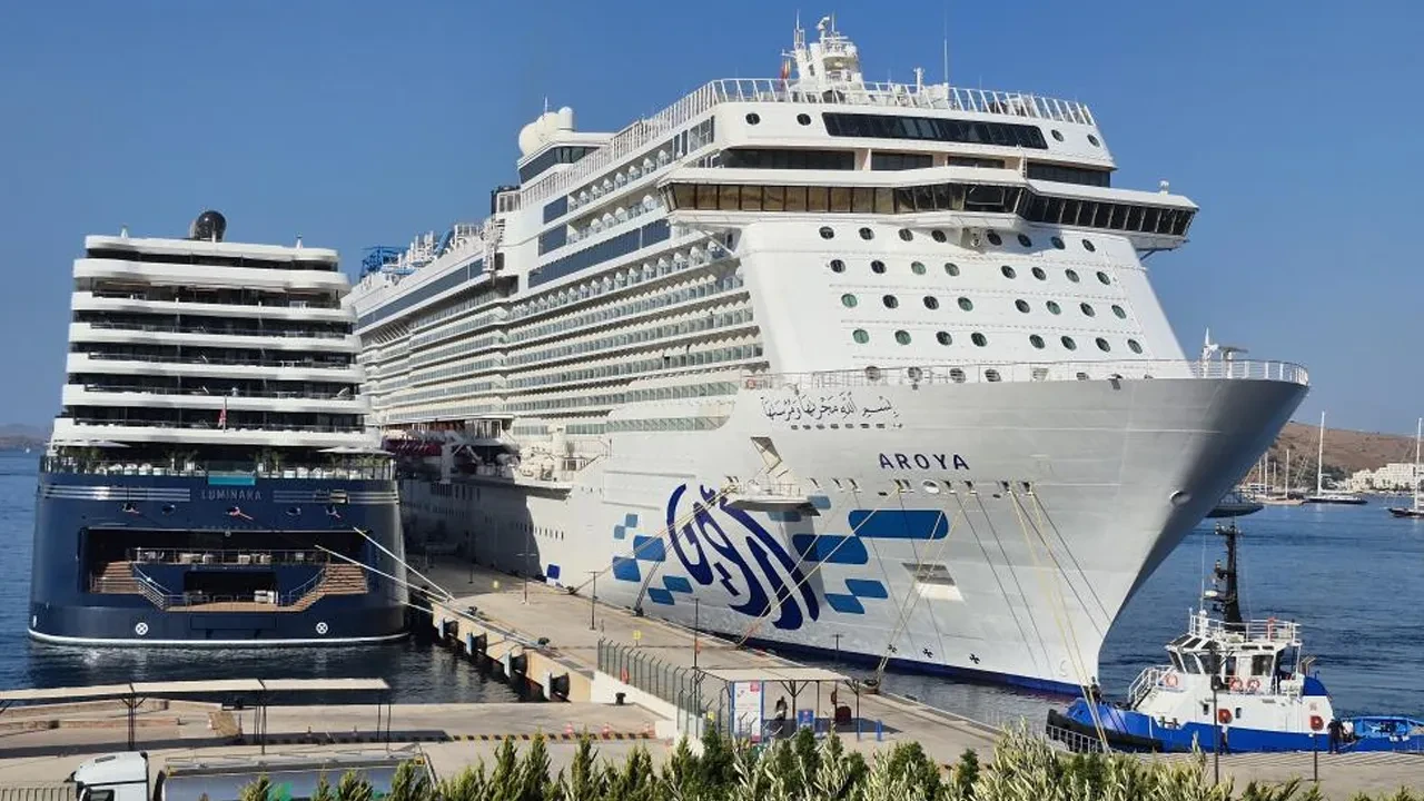 Bodrum'da dev gemiler! Gelen turistler en çok o 2 ülkeden