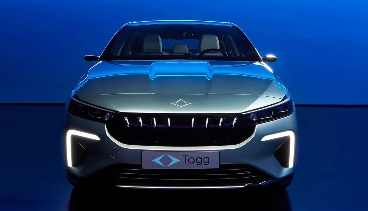 Togg T10F satışa sunuldu! İşte sedan Togg fiyatları