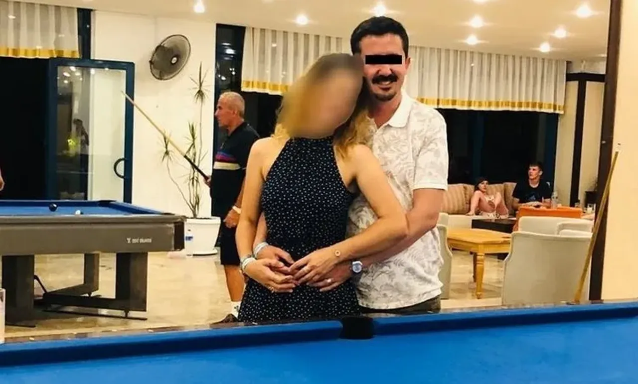 CHP'li ilçe başkanından iğrenç şantaj! Mesajlar mide bulandırdı: 'Çocuklarına gösteririm'