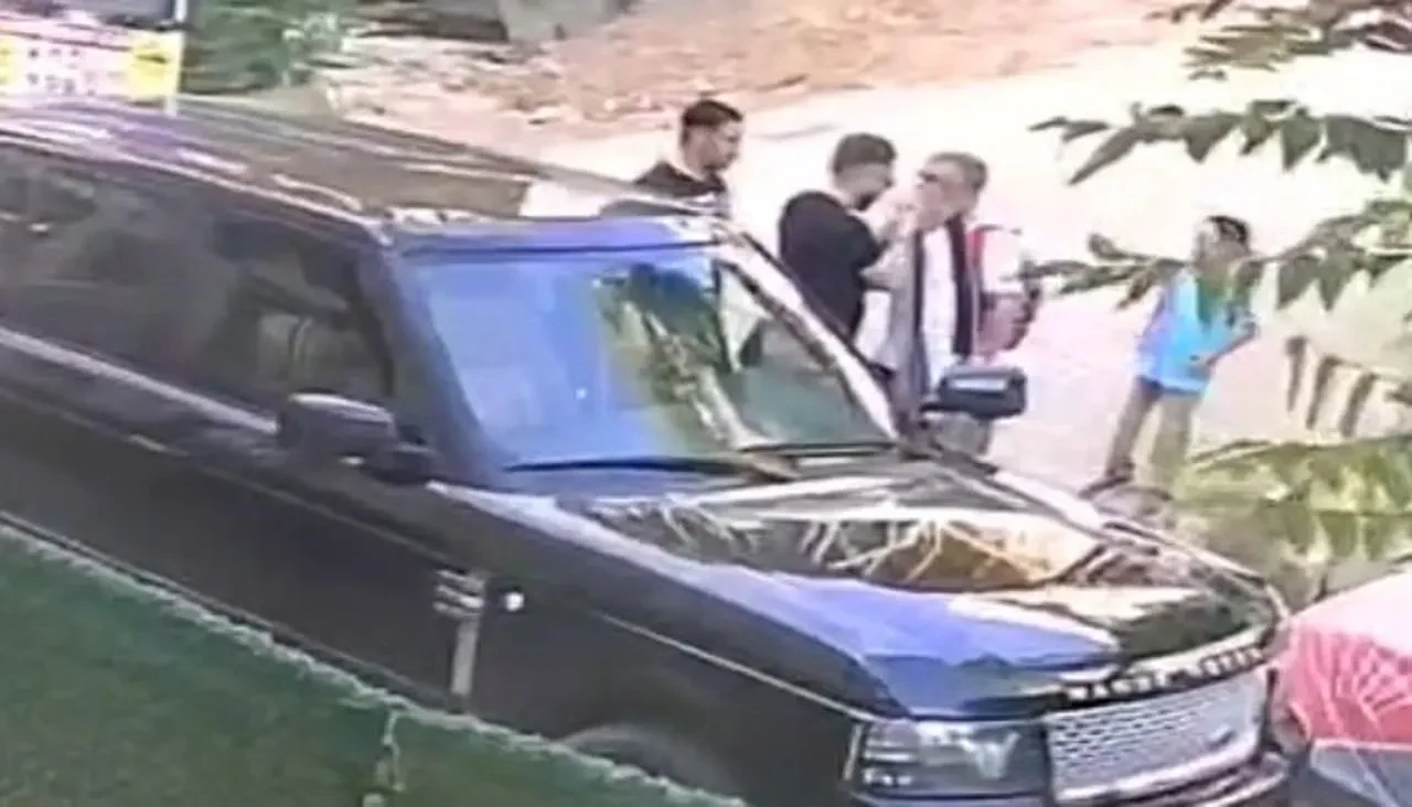 Çocuklarının önünde babaya tokat! Bakanlar devreye girdi, şahıs yakalandı