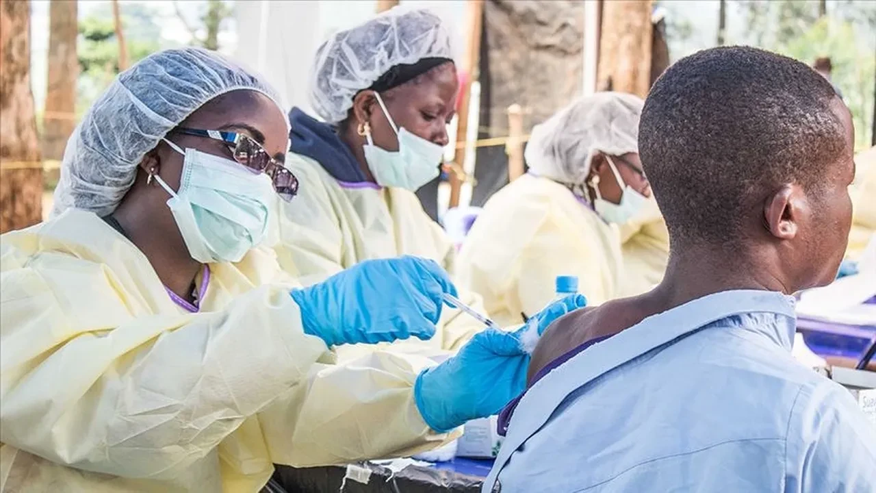 Ebola kabusu geri döndü! Ölüm sayısı artmaya başladı