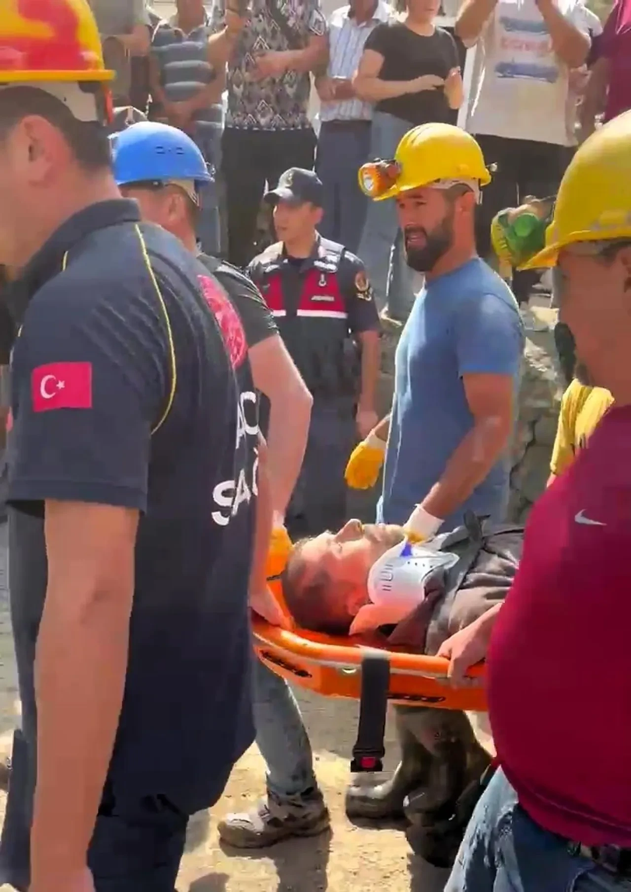 Göçükten sağ olarak kurtarılan madenciden acı haber