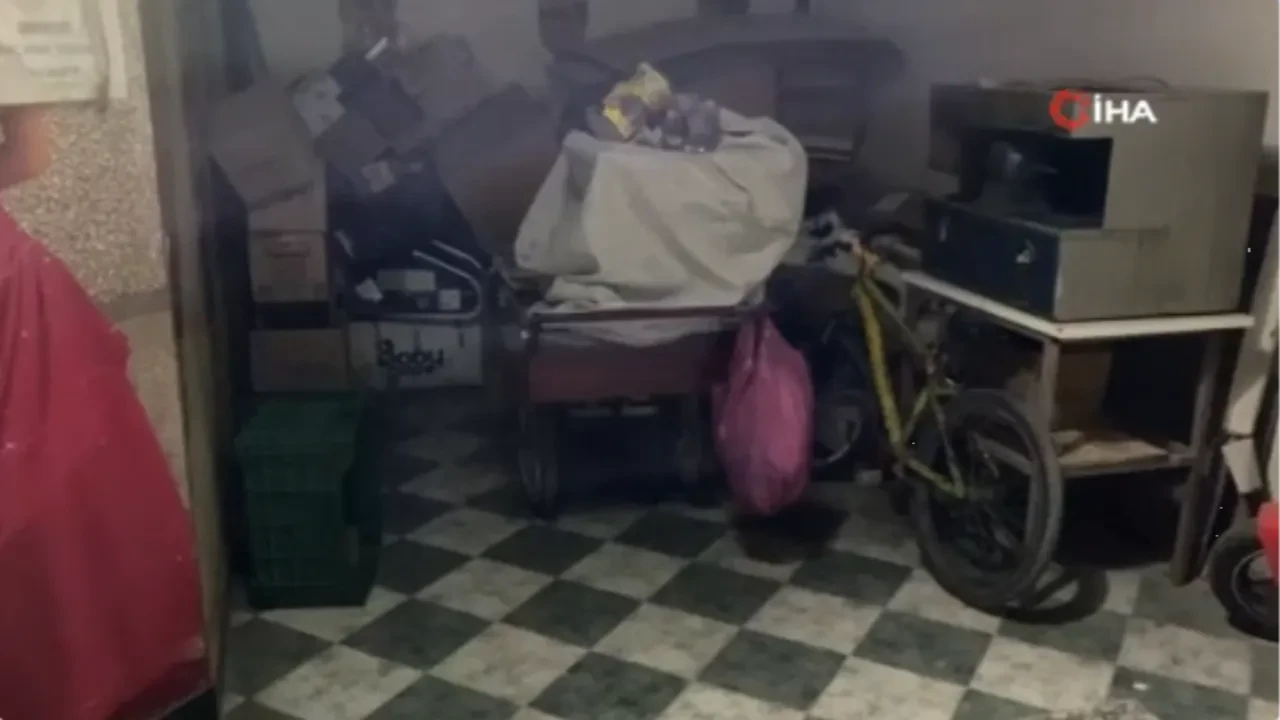 Gözünü bile kırpmadan çaldı! Polis ekipleri hırsızı arıyor