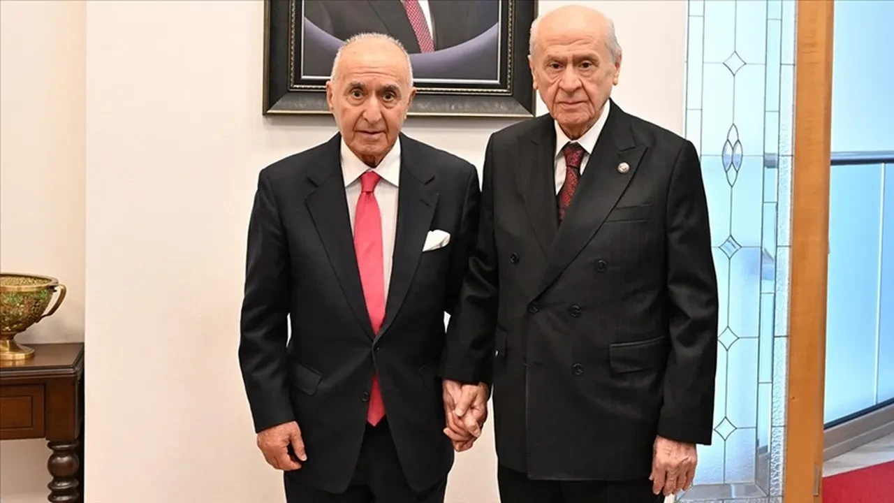 Kılıçdaroğlu Kurultay Davası'nı Erdoğan'la mı görüşüyor? Özür için arayan Hikmet Çetin'e tek tek anlatmış