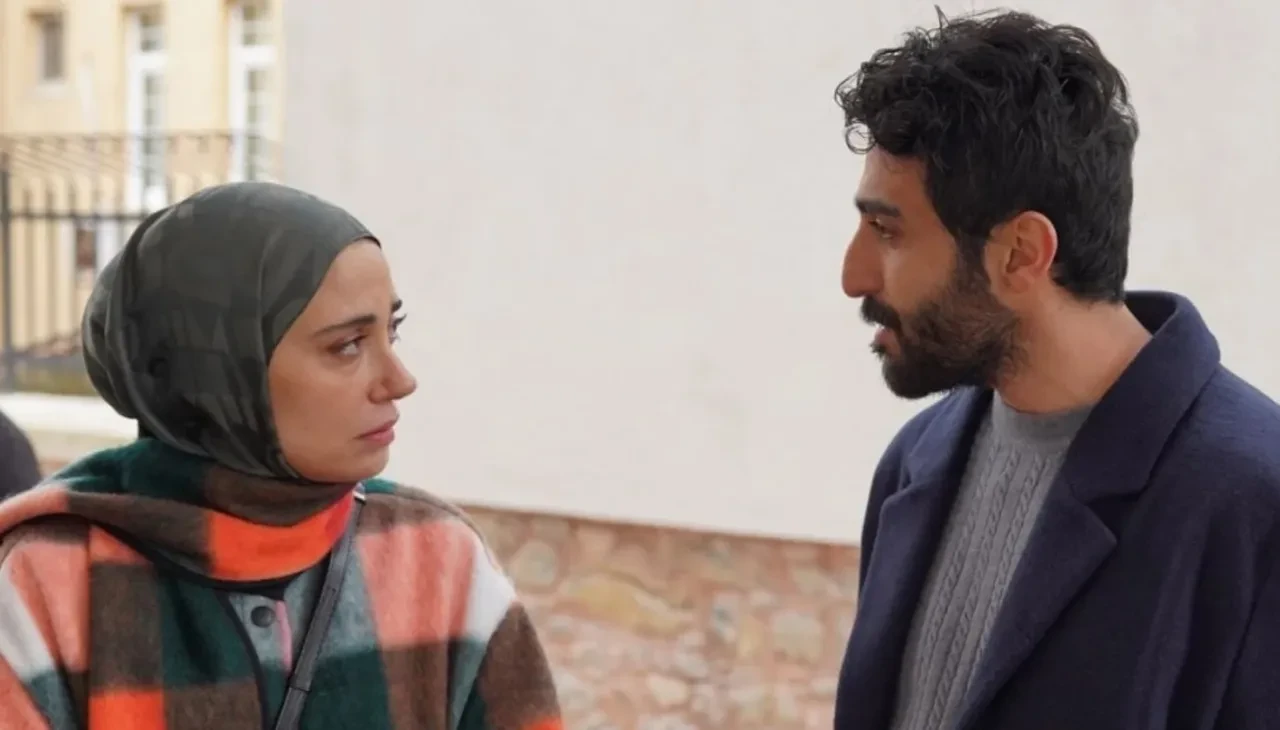 Kızılcık Şerbeti senaristi Merve Göntem'e gözaltı: O sözleri tepki çekmişti