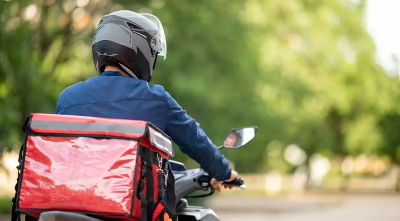 Kurye sektöründe yeni dönem! Bakan Uraloğlu duyurdu: 74 bin belge, 85 bin taşıt kaydı yapıldı