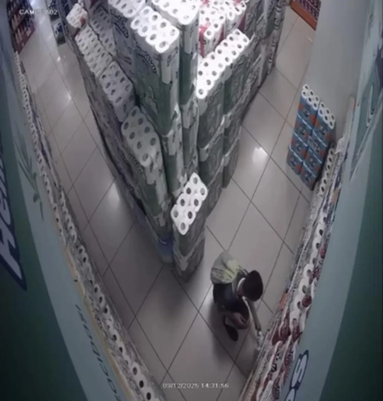 Marketi kundaklamıştı... O çocuk devlet korumasına alındı: Savcılık aile hakkında da soruşturma başlattı