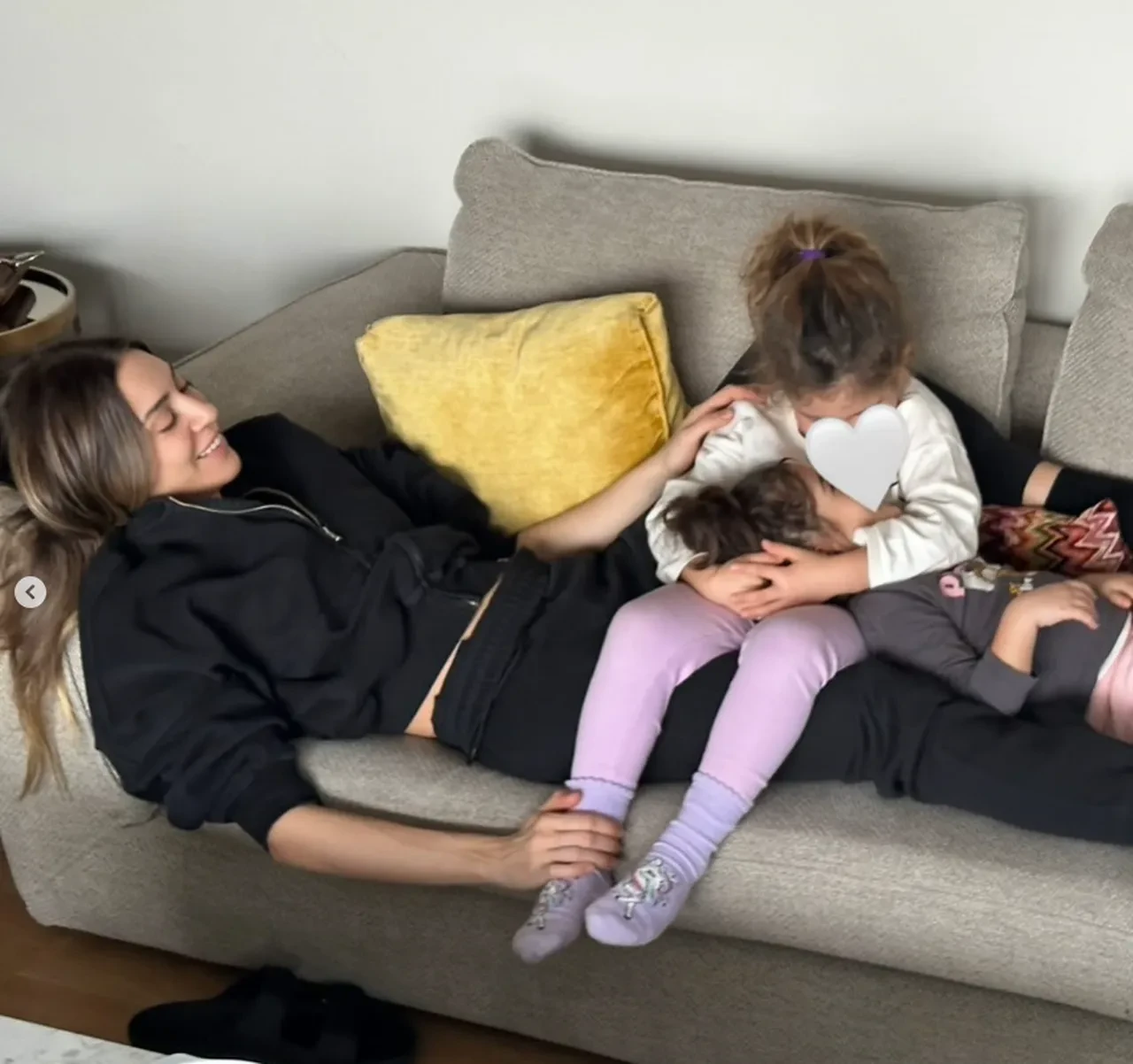 Sinem Kobal ile Kenan İmirzalıoğlu'nun muhteşem evi ortaya çıktı