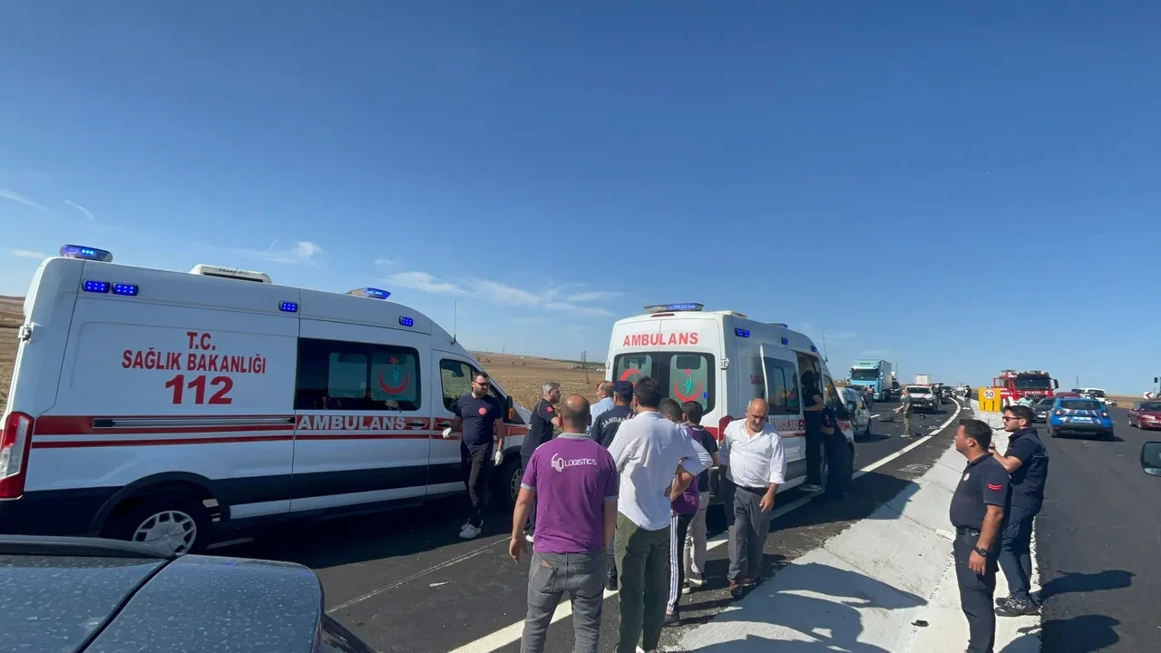 Tekirdağ'da zincirleme kaza: 6 yaralı