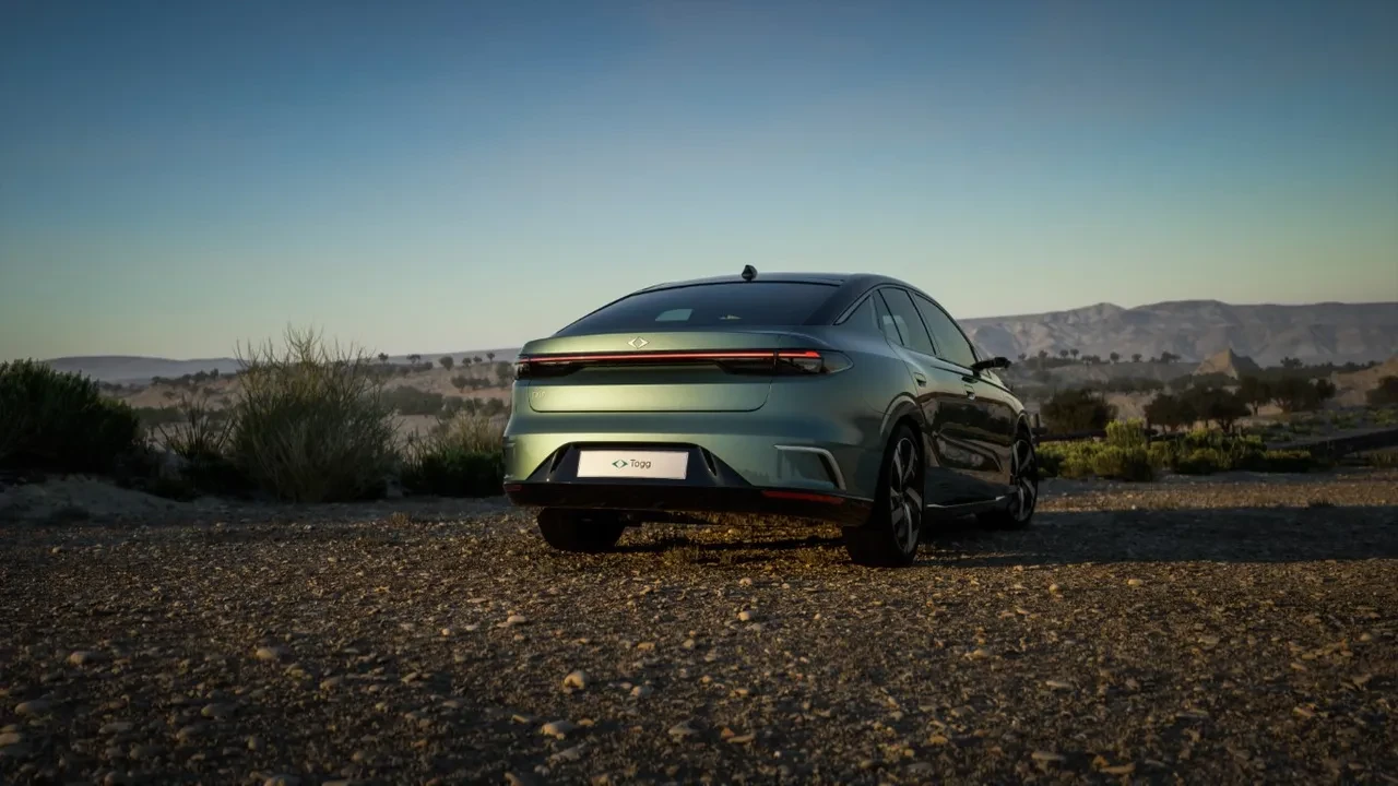 Togg T10F V1 V2 farkı nedir? Standart, opsiyonel ve pakete dahil özellikler ile geliyor