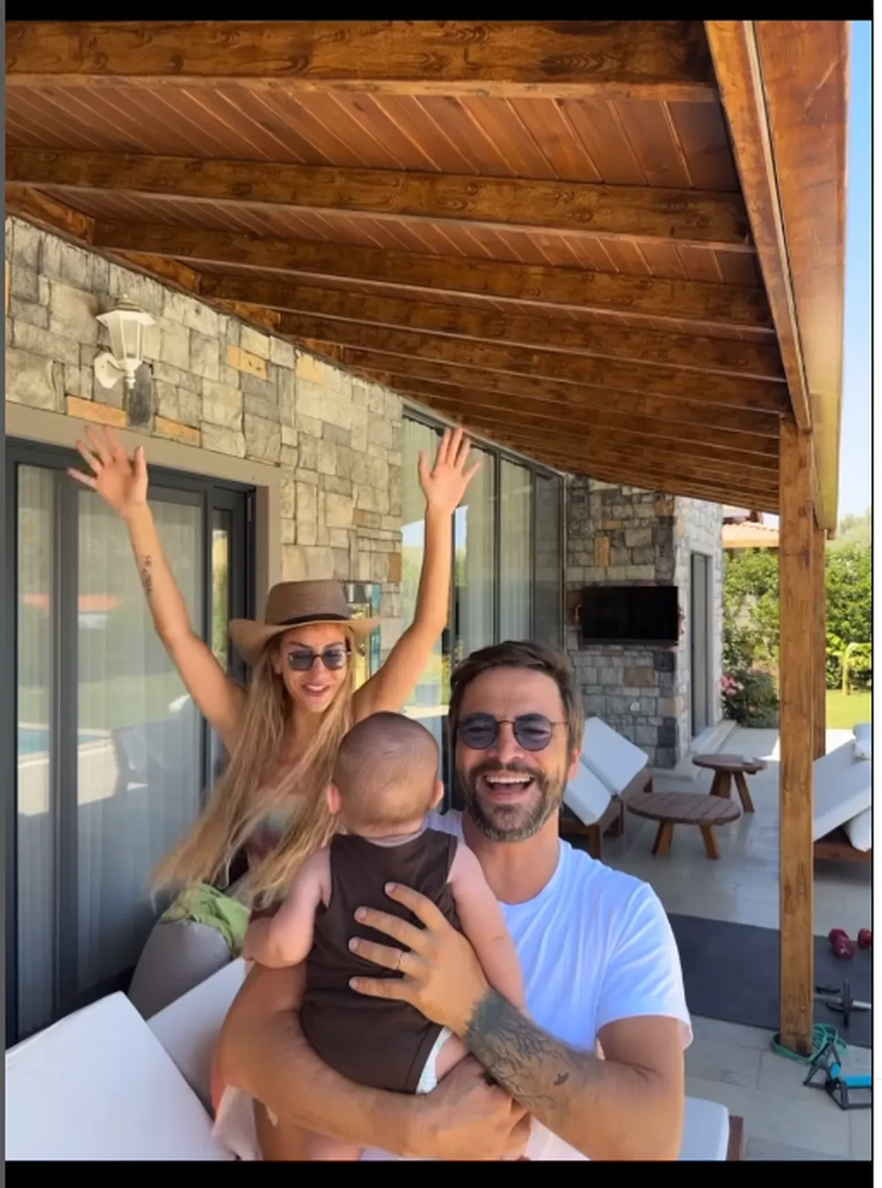 Ahmet Kural ile Gizem Şahin'e tepki yağdı! İkinci çocukları için ABD'ye gittiler