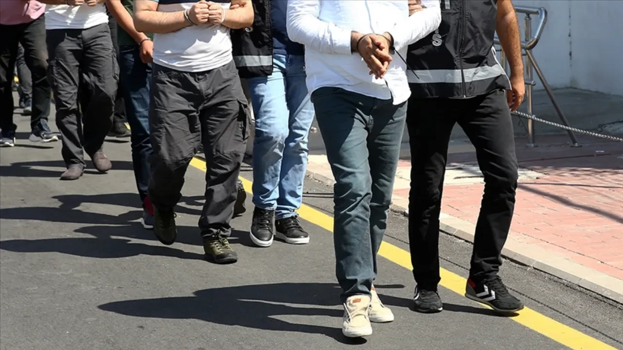 FETÖ'ün Dışişleri yapılanmasına operasyon: Gözaltılar var