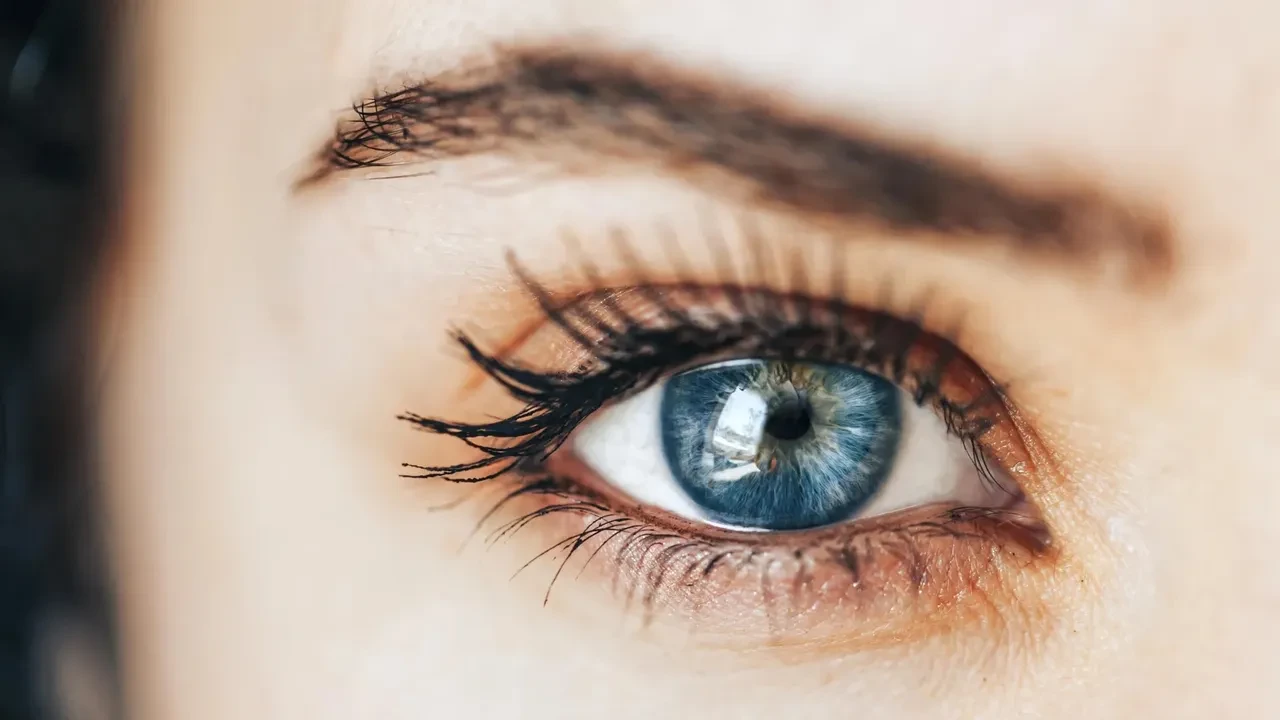 İbrahim Tatlıses de yanılmış! O gözler mavi değilmiş