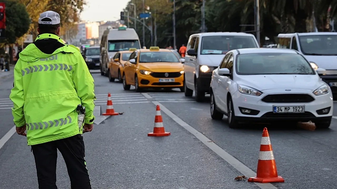 İstanbul'da TEKNOFEST tedbirleri! Bazı yollar trafiğe kapatılacak