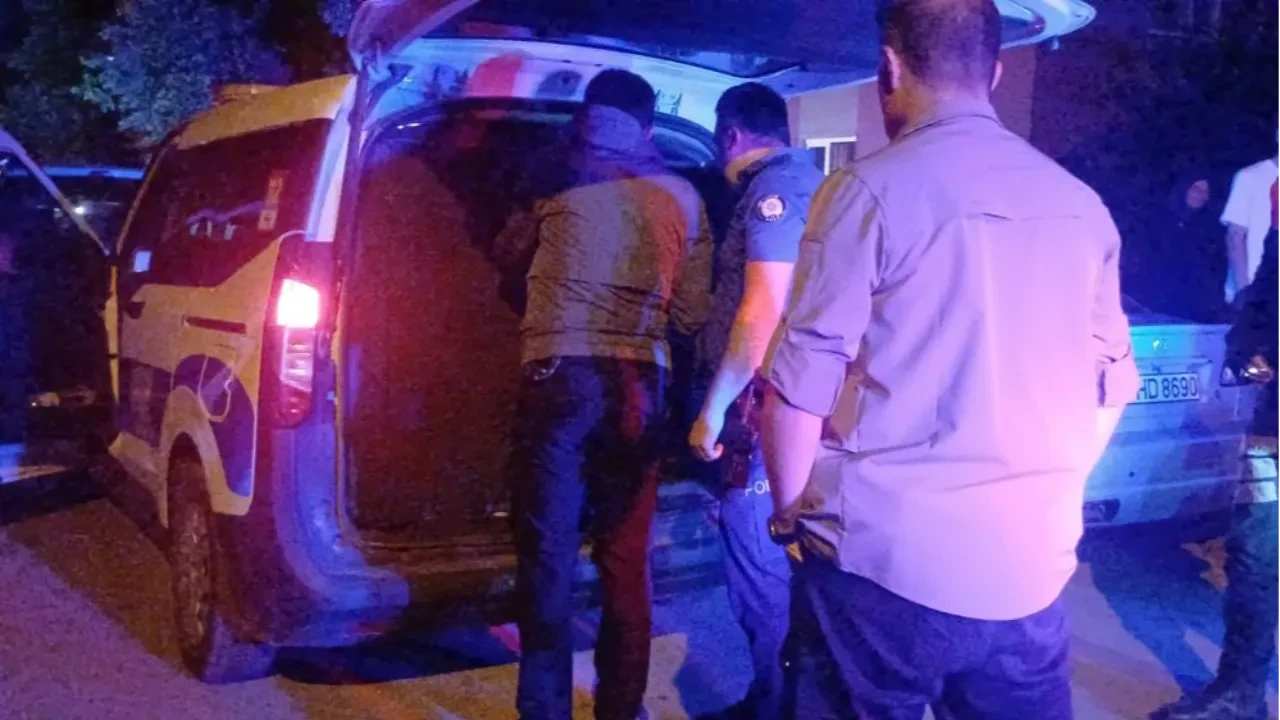 Polislerin 'dur' ihtarına uymayan sürücüye ceza yağdı