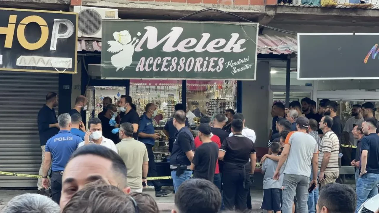 Takıcıda kadın ve erkek cesedi bulundu: 3 gün önce ölmüşler!