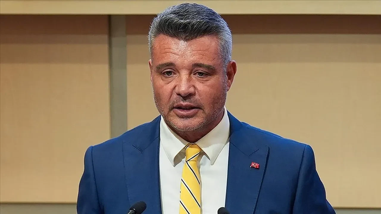 Ali Koç ve Sadettin Saran yeni yönetim kurulu listelerini açıkladı! O isimler gözden kaçmadı