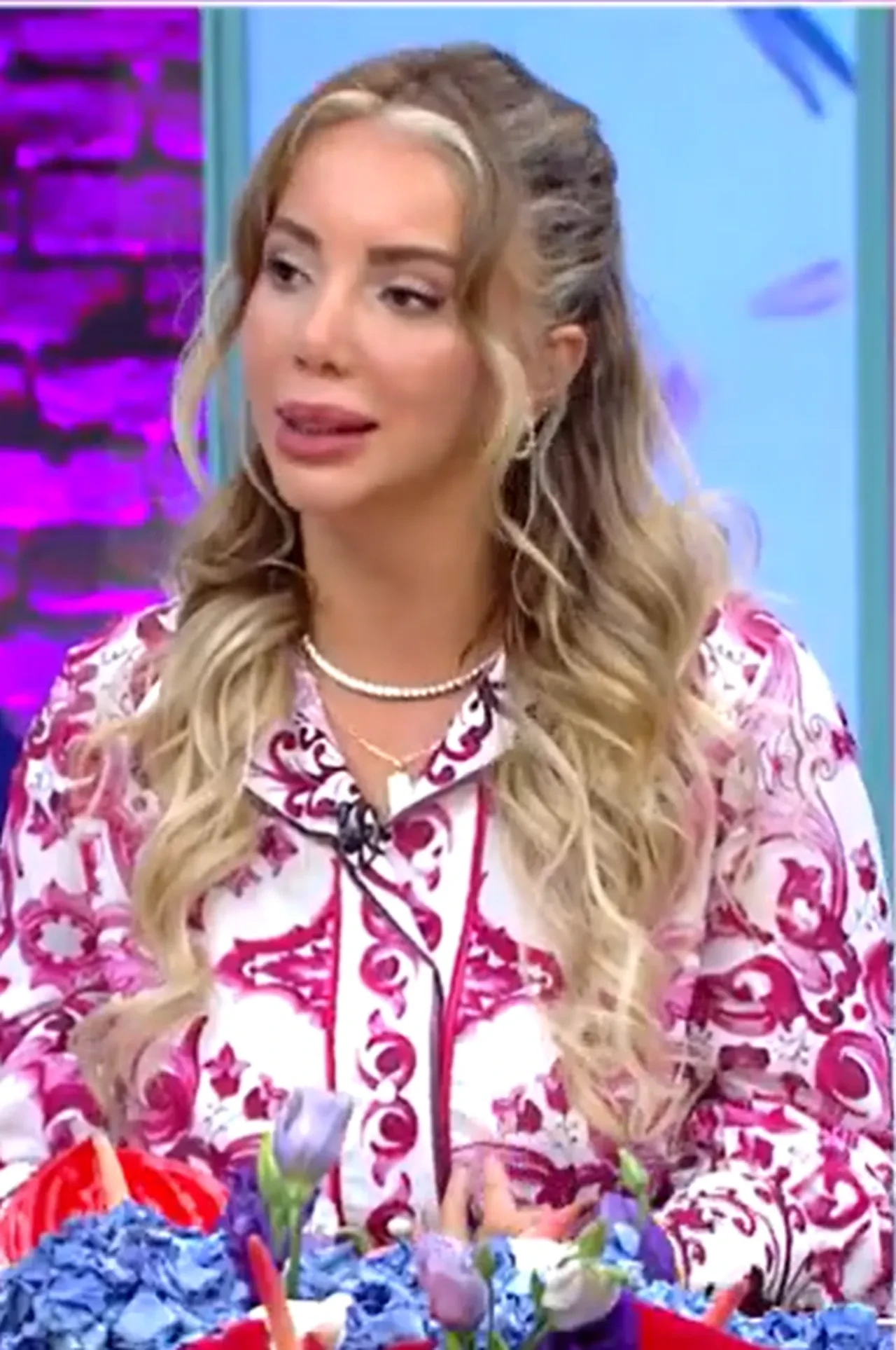 Altın gelin olarak anılan Aleyna Dalveren zor günler geçiriyor! Canlı yayında gözyaşlarına boğuldu 