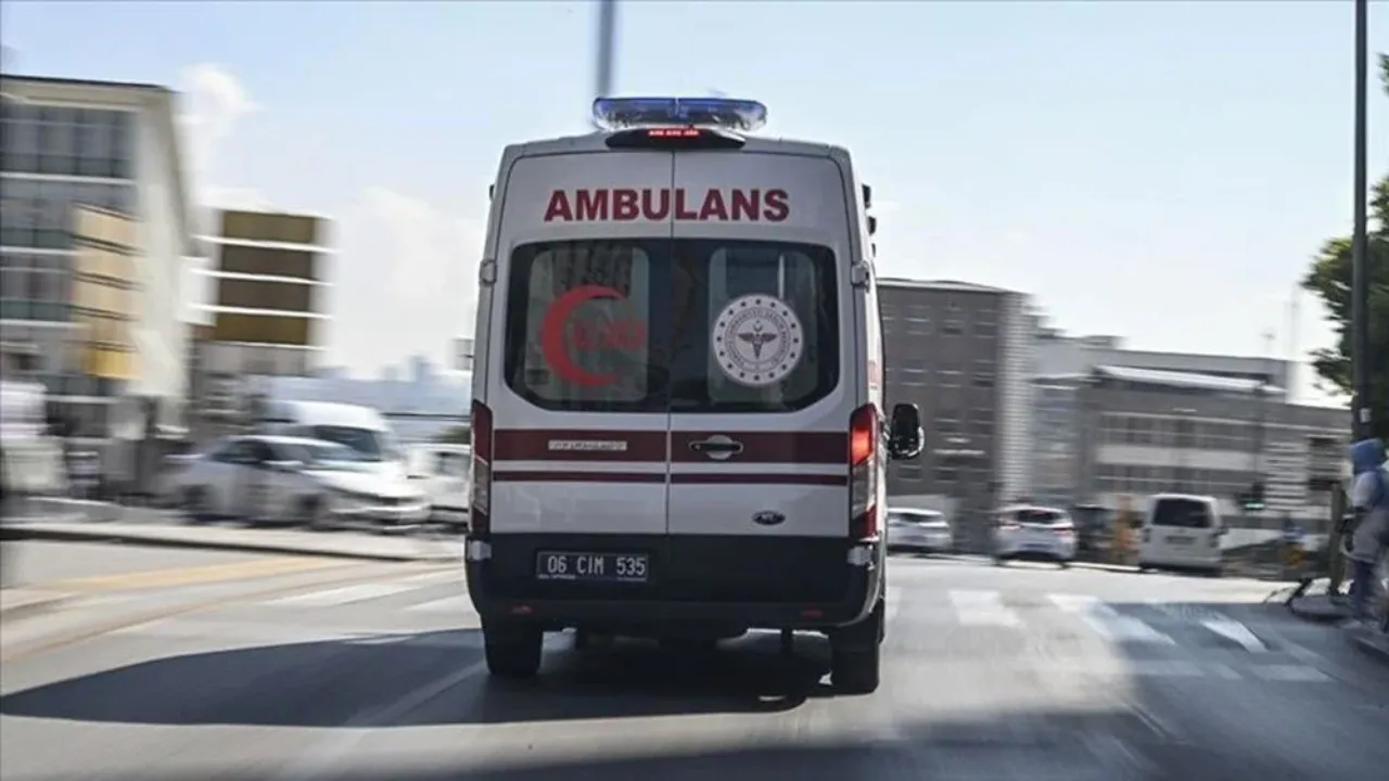Ambulans geçtiği an kimse müzik dinleyemeyecek! Her araçta bu anonslar duyulacak 