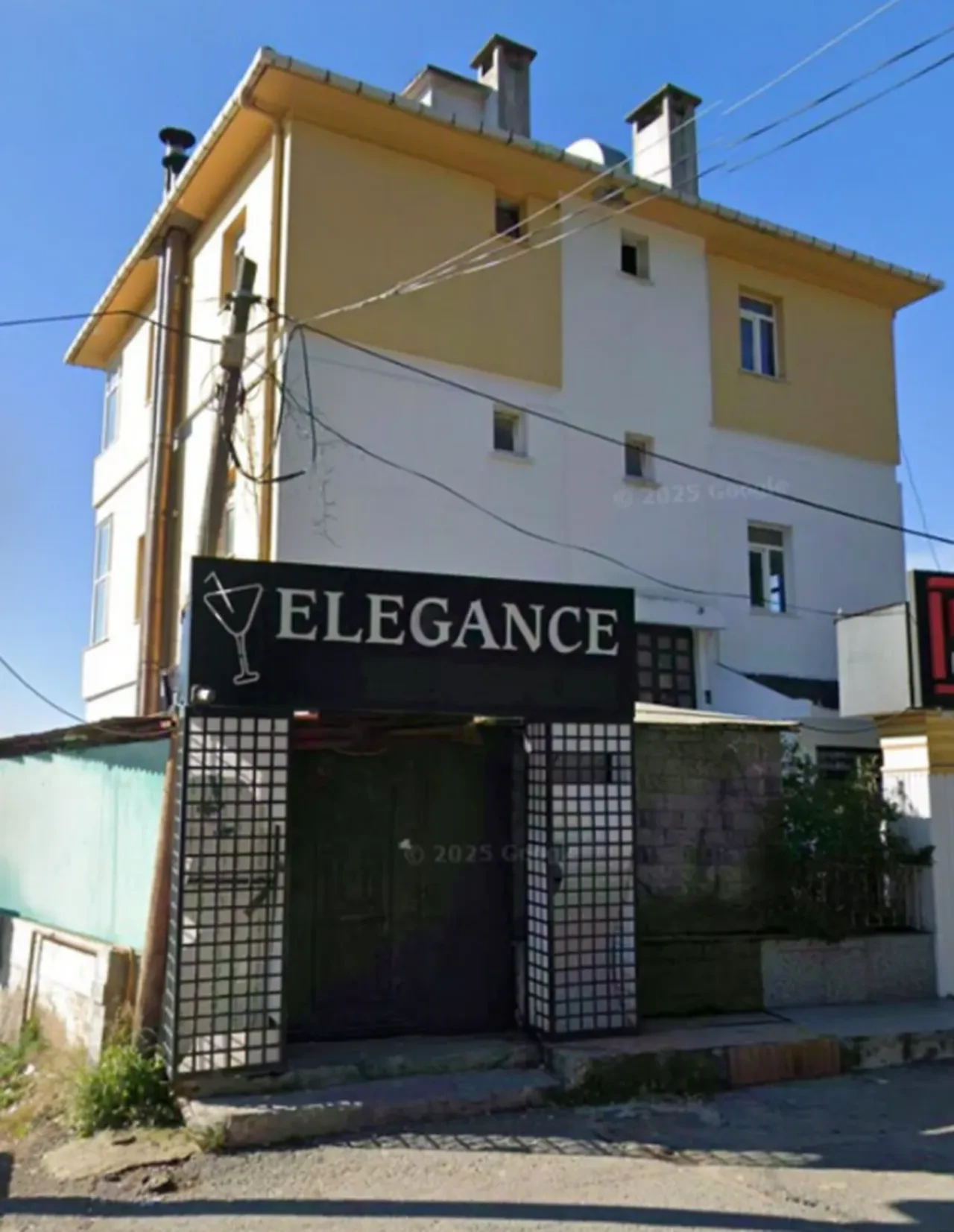 Babaya tokat atan o saldırganın iş yeri kurşunlandı