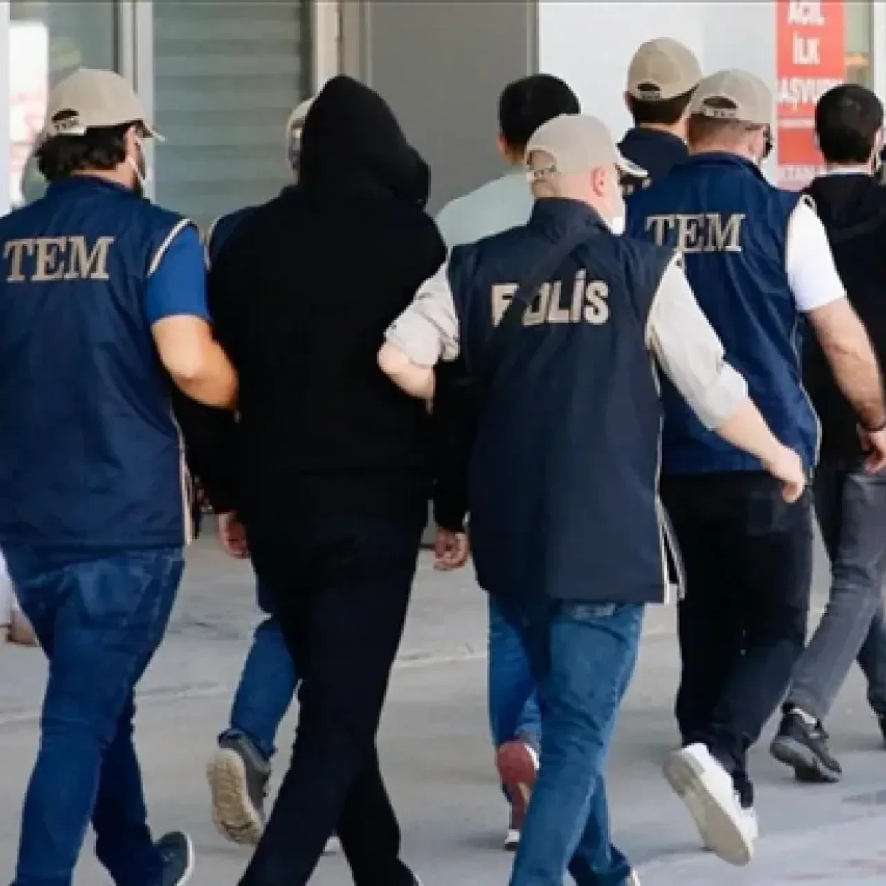 Deniz Kuvvetleri'nde FETÖ operasyonu: 10 gözaltı