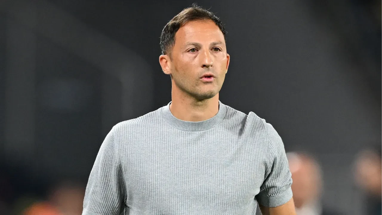 /spor/domenico-tedescodan-fenerbahce-kritigi-taraftar-isliklamakta-hakli-3249623