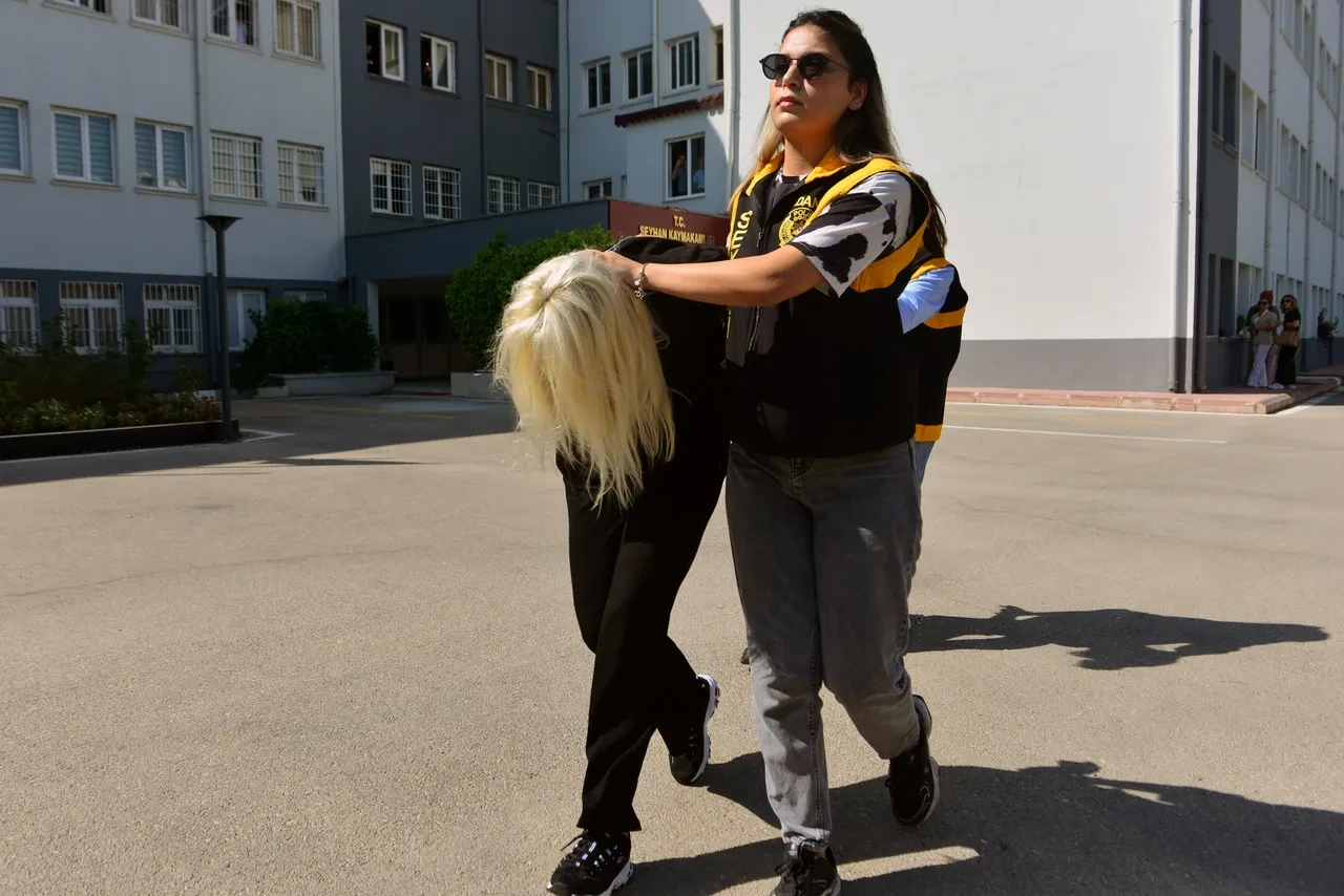 Haraç çetesi operasyonunda şoke eden detaylar! Gizli bölmeden neler çıktı neler 