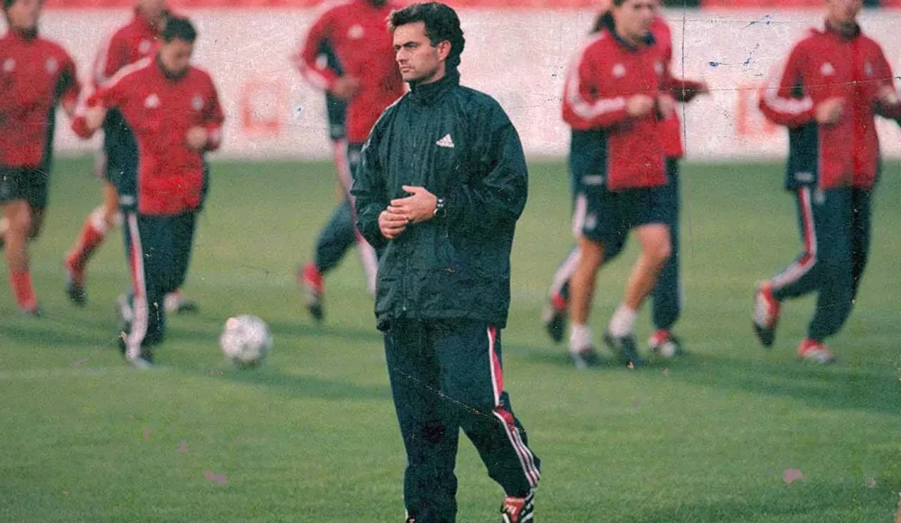 Mourinho bombası! Fenerbahçe'yi eleyen Benfica ile anlaştı