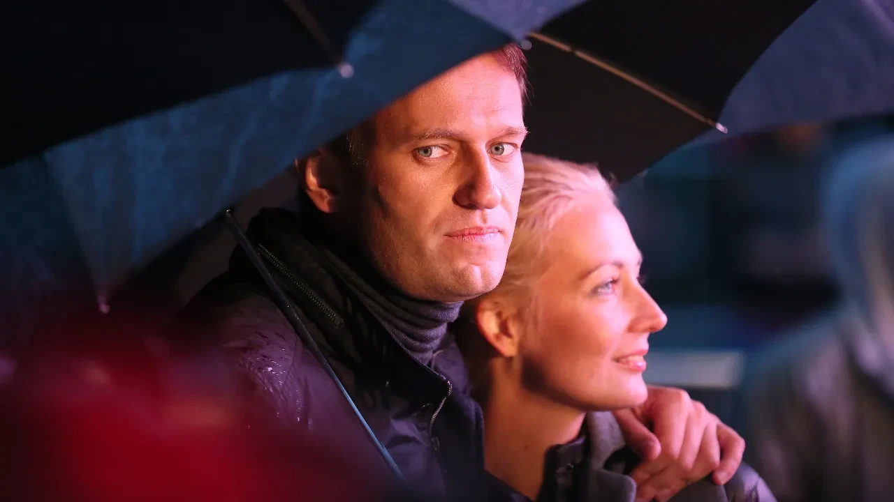Rusya'da hayatını kaybeden muhalif lider Navalny'nin eşinden şok iddia: 