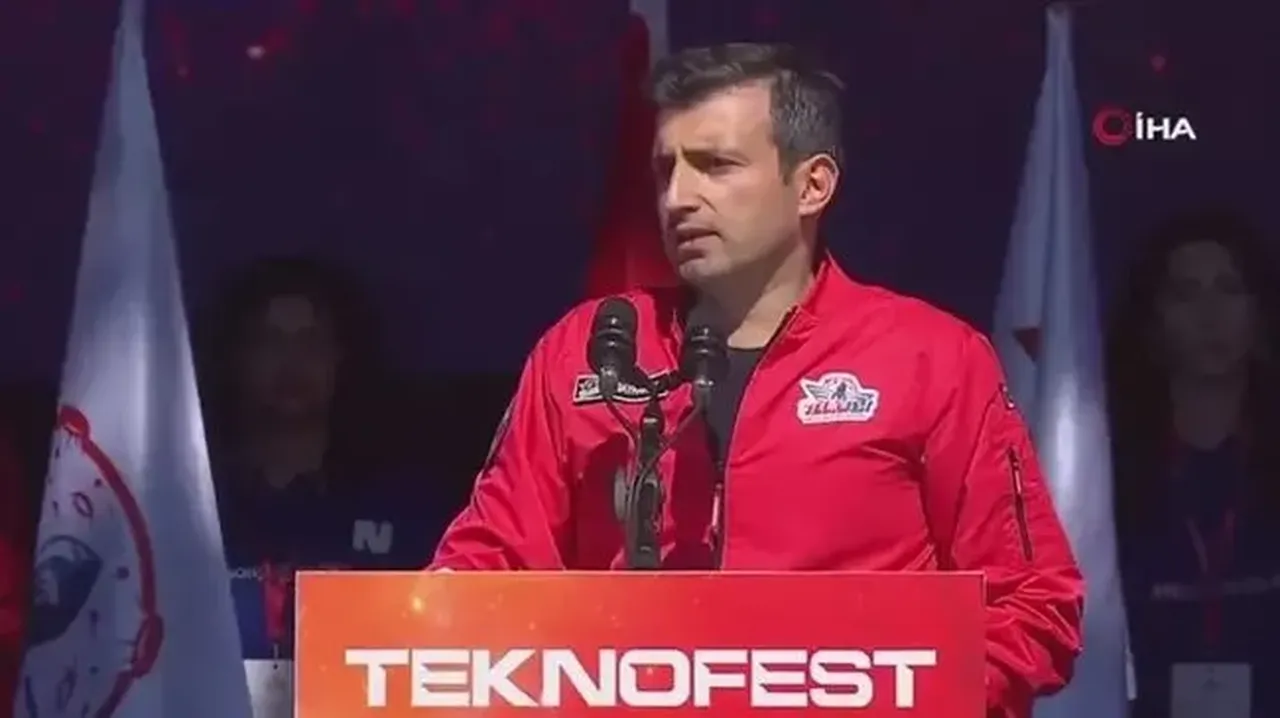 Selçuk Bayraktar TEKNOFEST'te müjdeyi verdi! NSosyal'den sonra Küre geliyor 