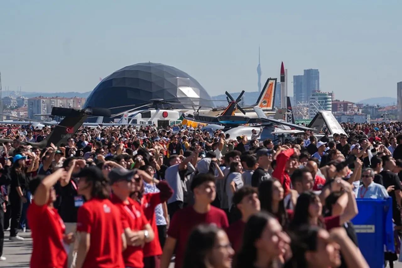 TEKNOFEST İstanbul başladı: Havacılık ve teknoloji tutkunları bir araya geliyor