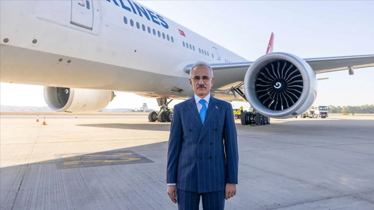 THY, İspanya’da Sevilla uçuşlarına başladı