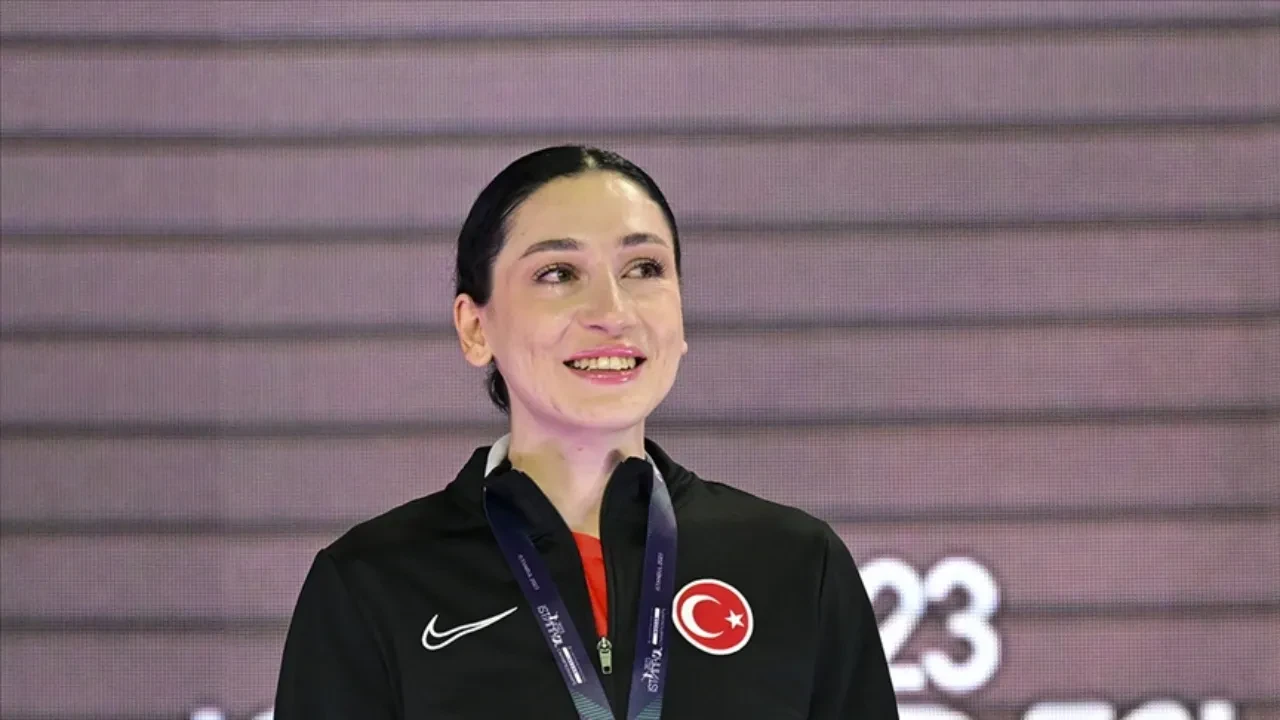 Tuğba Danışmaz final yarışması ne zaman, saat kaçta, hangi kanalda? Dünya Atletizm Şampiyonası'nda finale yükseldi