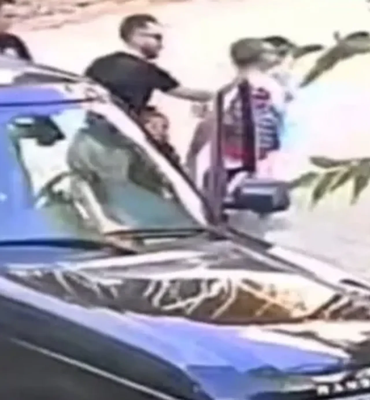 Türkiye'nin konuştuğu baba dehşet anlarını anlattı: 'Özür diletti yine de tokat attı!'