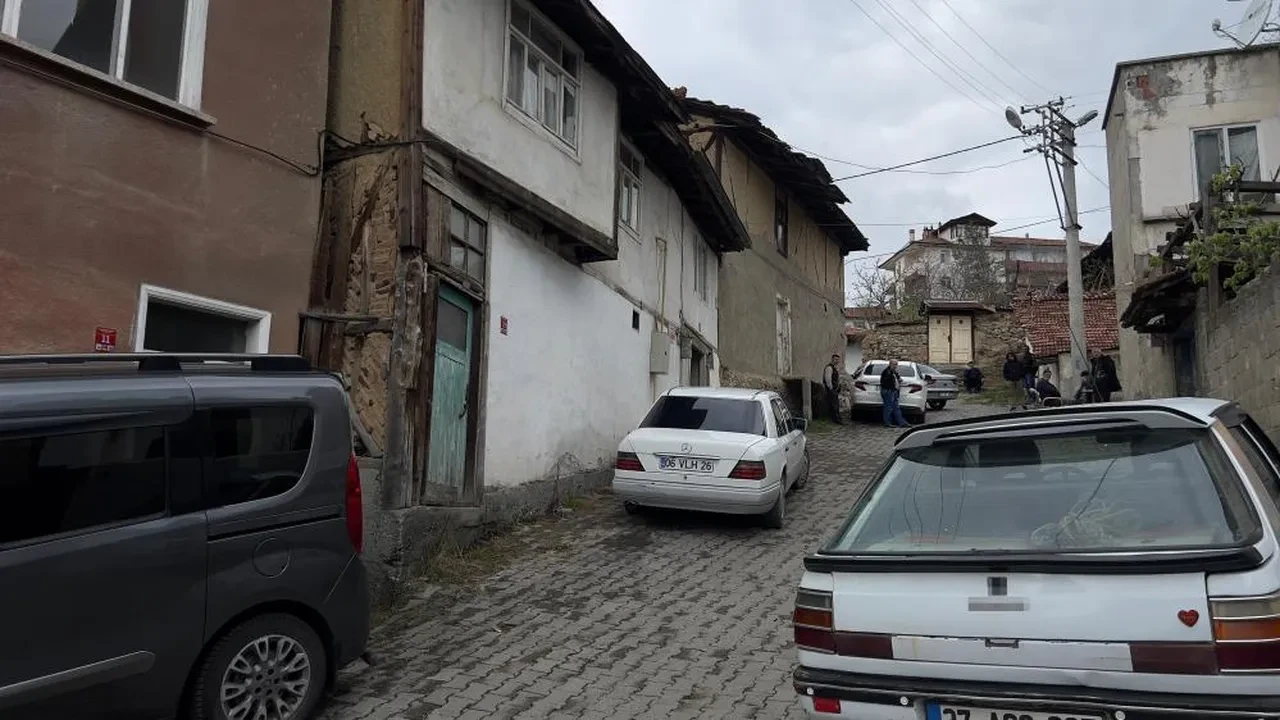 Alkol masasında arkadaşını öldüren sanıktan şaka gibi savunma