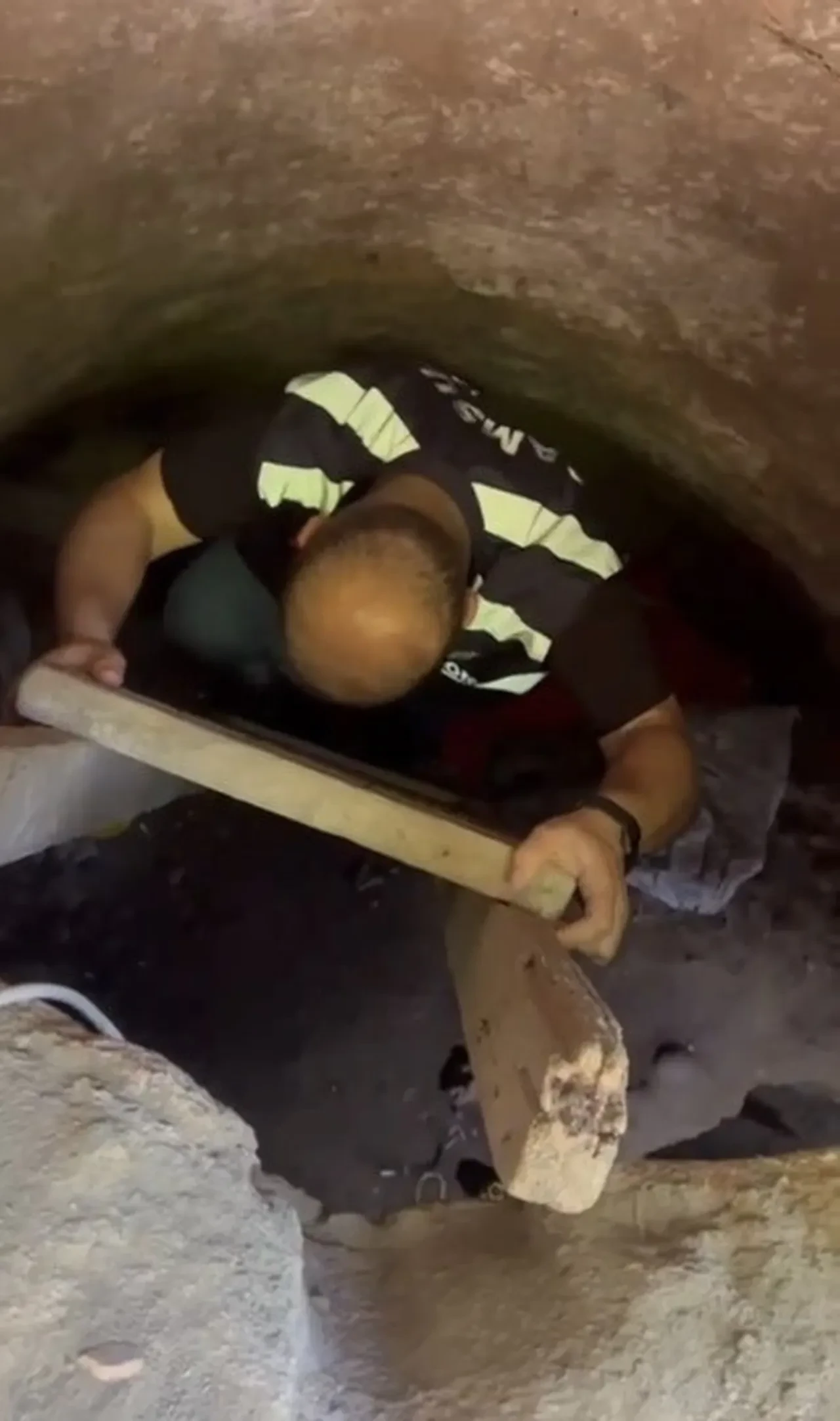 Anne rüyasında gördü: Oğluyla birlikte define avına çıktı