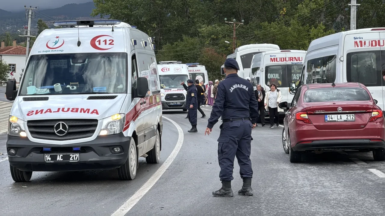 Bolu’da zincirleme kaza! 10 yaralı
