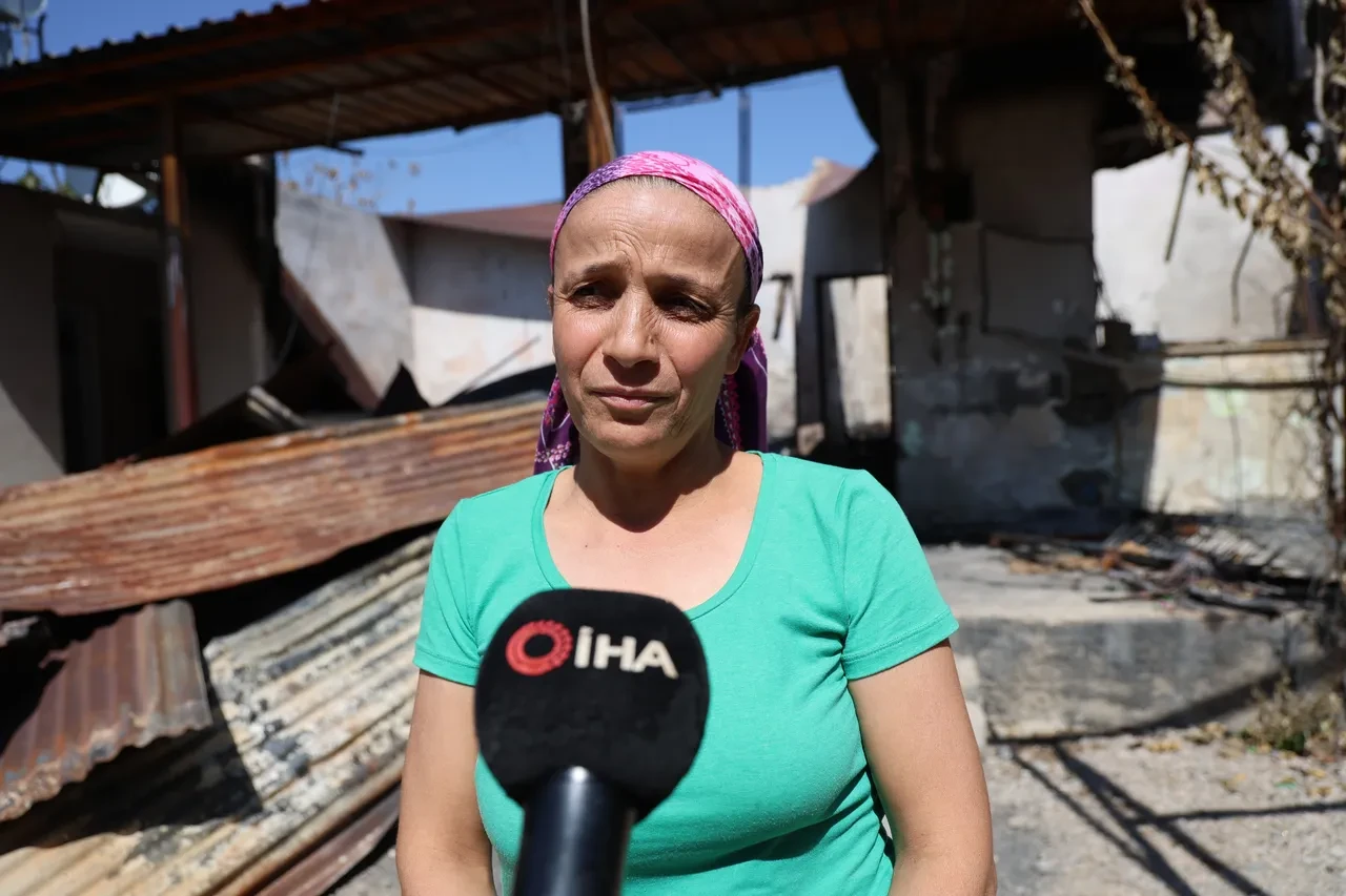 Çıkan yangında 37 yıllık emekleri kül oldu, tek tesellileri çocukları oldu!